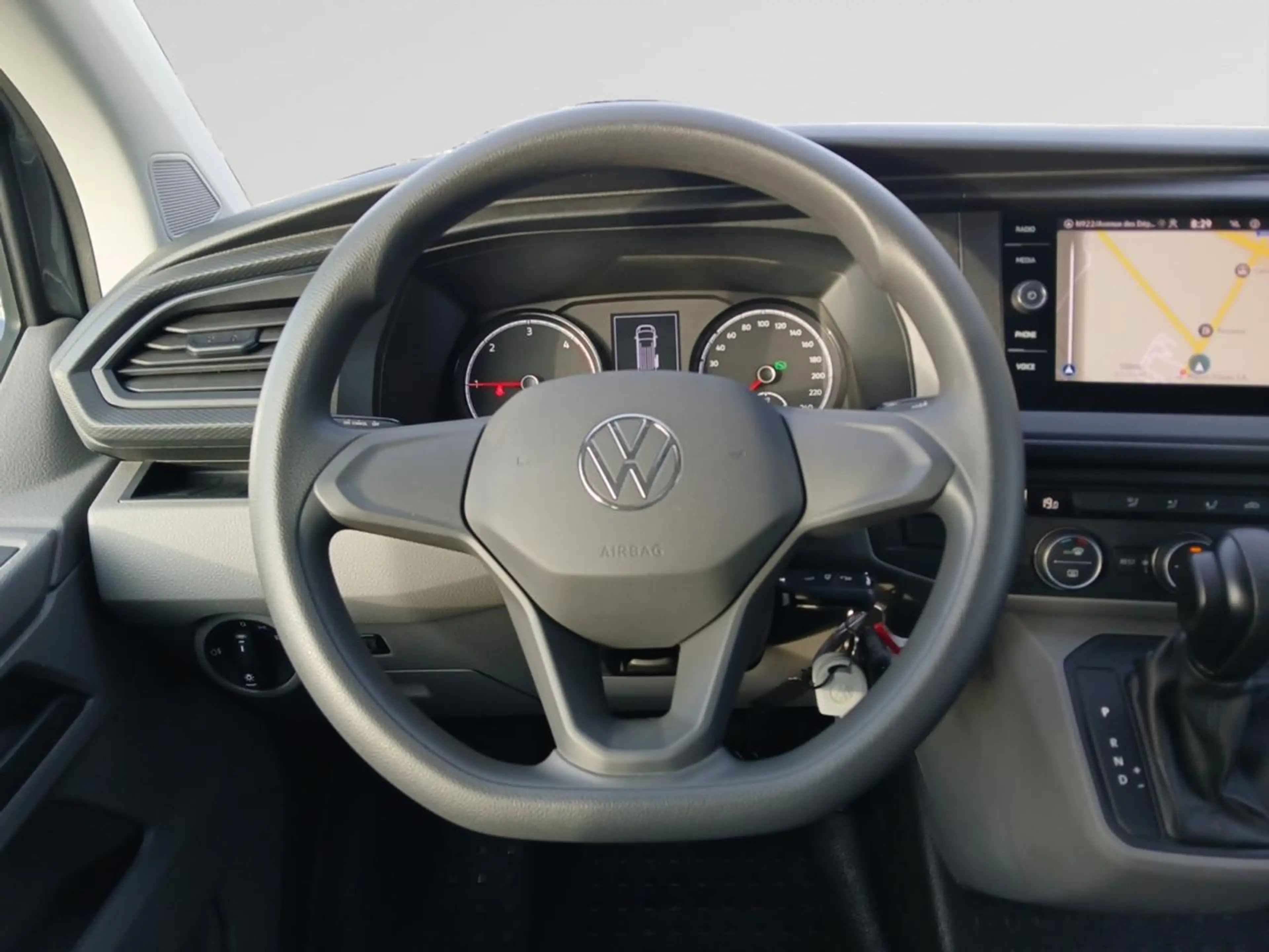 Volkswagen Transporter Transporter T6.1 Caravelle Lwb 2.0 TDi SCR BMT Comfortline 9Pl. DSG (EU6d) — photo 6