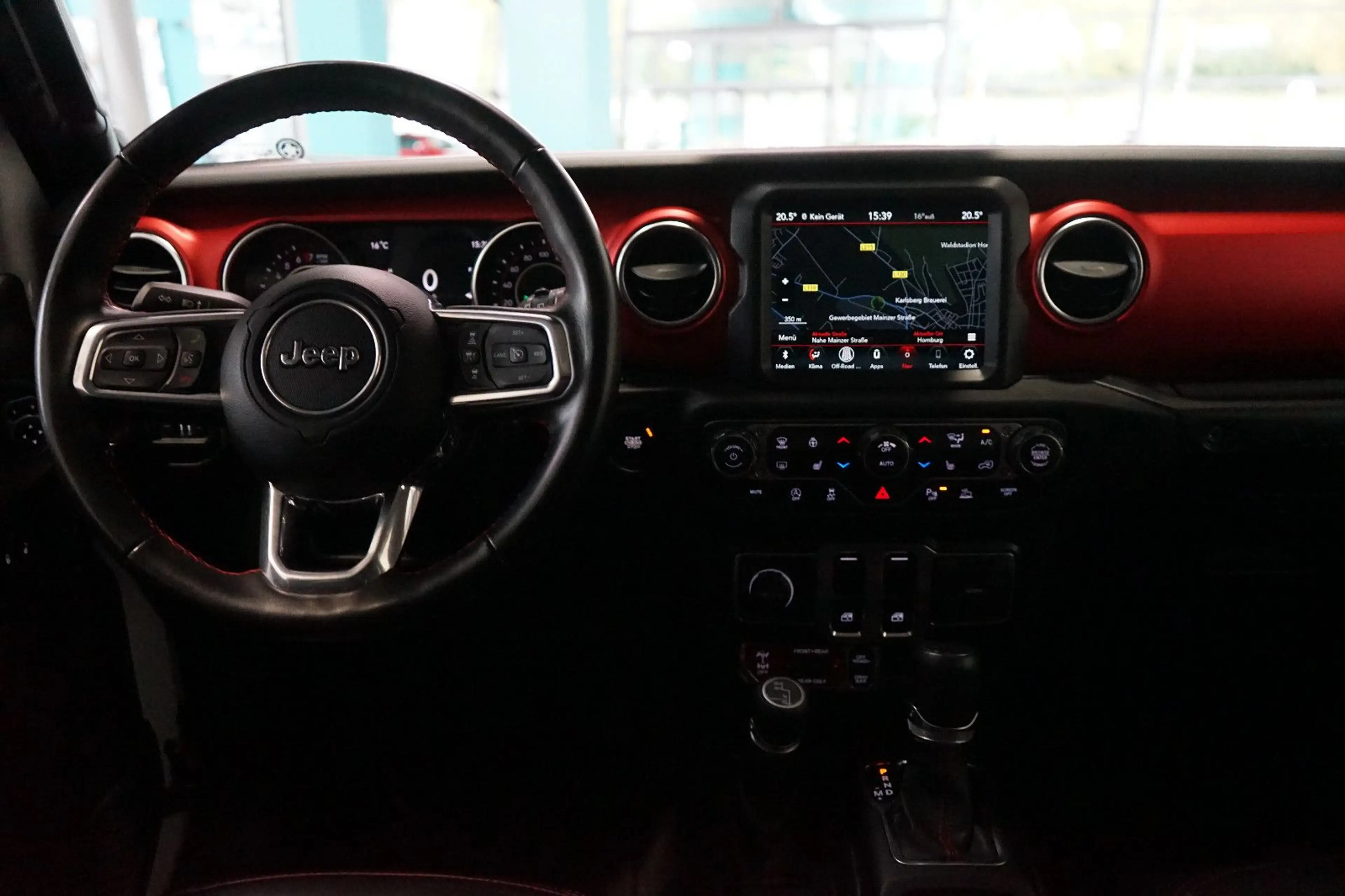 Jeep Wrangler Rubicon 3.6L V6 Trail Rated Hardtop+AHK — photo 15