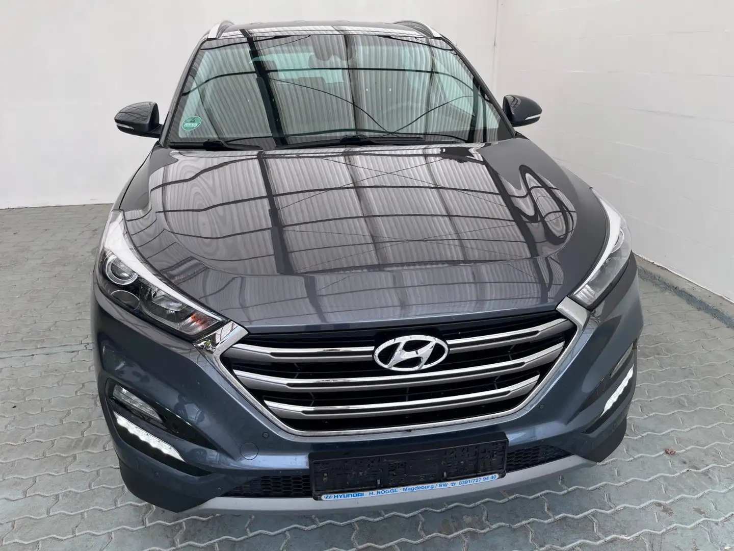 Hyundai TUCSON Style 2WD Gris - 1