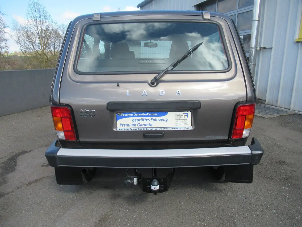 Lada Niva Legend 4x4 SHZG LED AHK RADIO elek. SPIEGEL 6