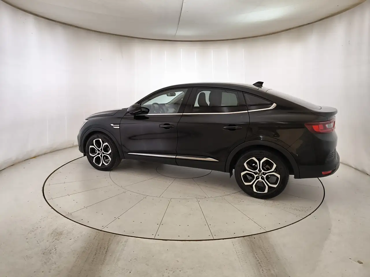 Renault Arkana 1.6 E-Tech full hybrid Intens 3