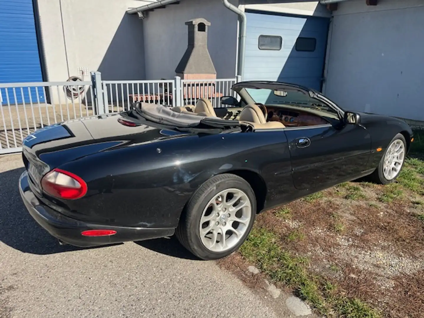 Jaguar XK8 XK8 Cabrio Schwarz - 2