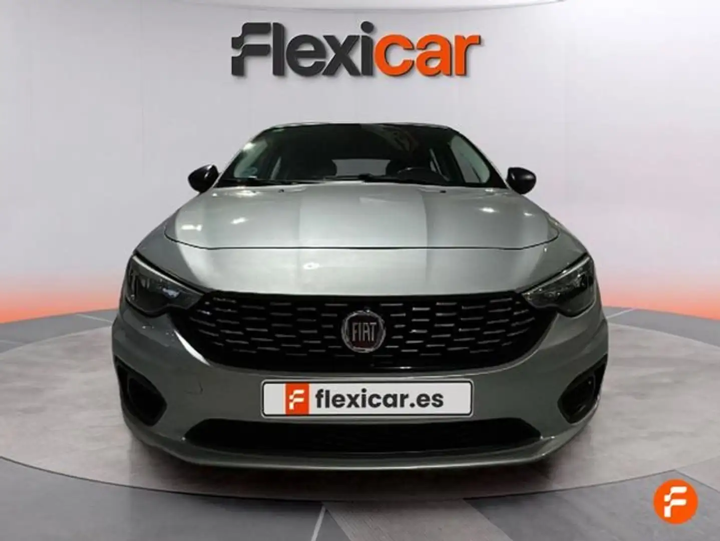 Fiat Tipo 1.3 Lounge 70kW (95CV) diesel Mjet 5p. Gris - 2