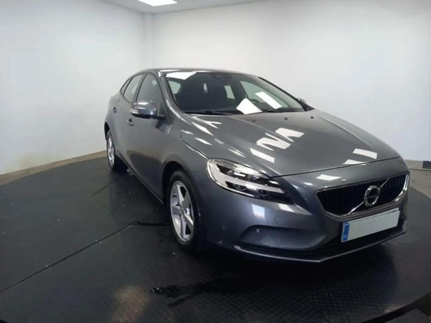 Volvo V40 1.5 T2 BLACK EDITION GEAR.GPF Grigio - 2