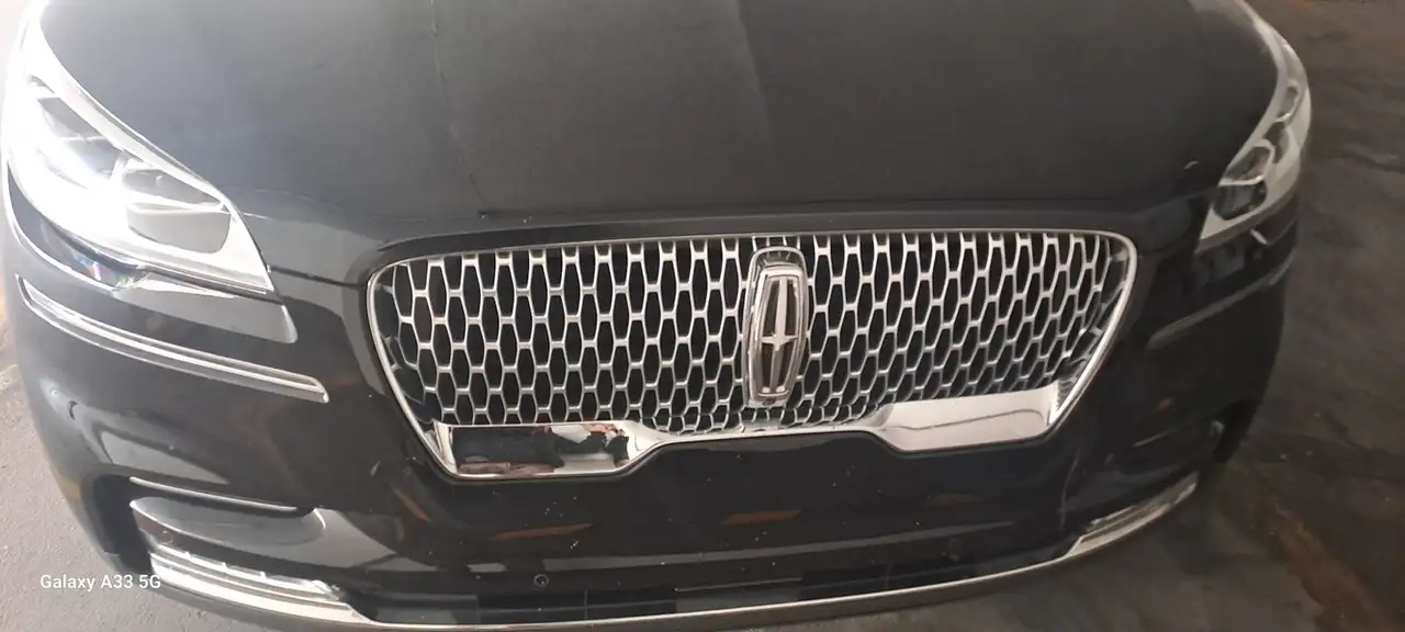 Lincoln Aviator снимка Lincoln Aviator