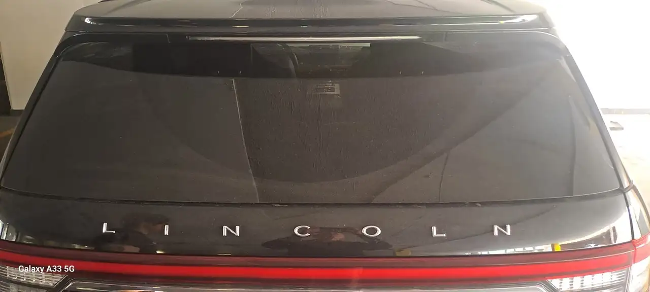 Lincoln Aviator снимка Lincoln Aviator