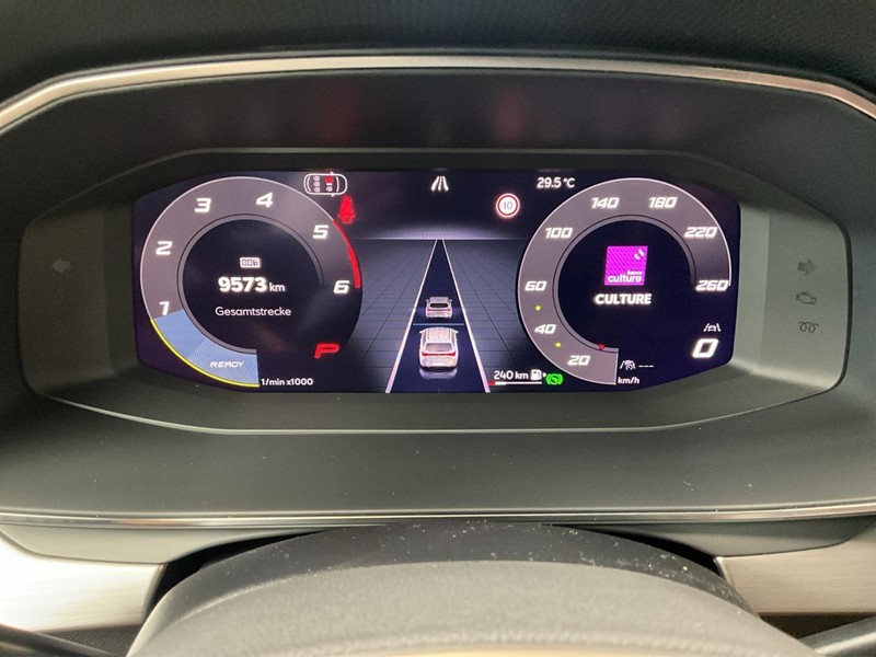 SEAT Leon ST+FR+DSG+Matrix-LED+Pano+P.Vision+AHK — photo 11
