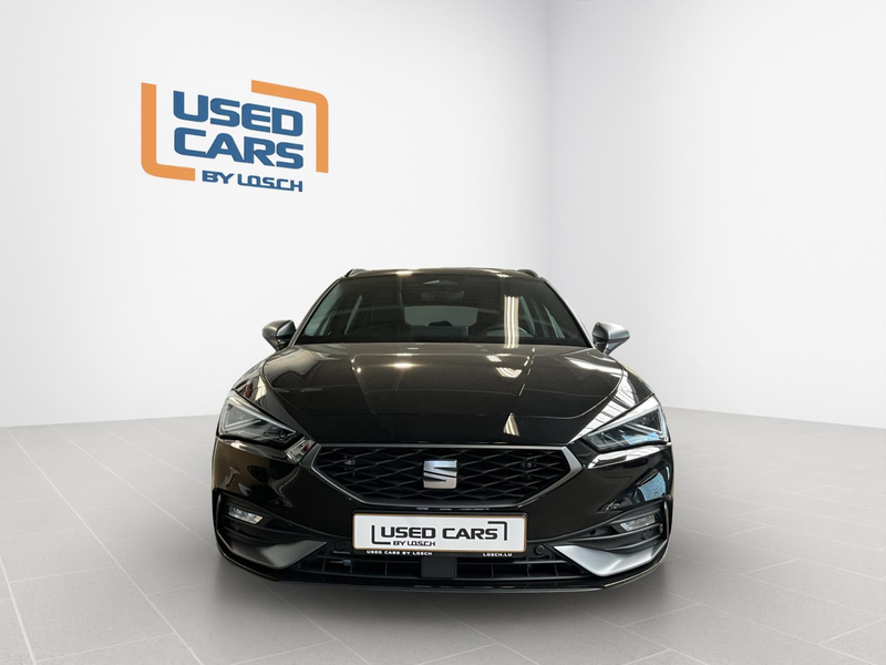 SEAT Leon ST+FR+DSG+Matrix-LED+Pano+P.Vision+AHK — photo 3