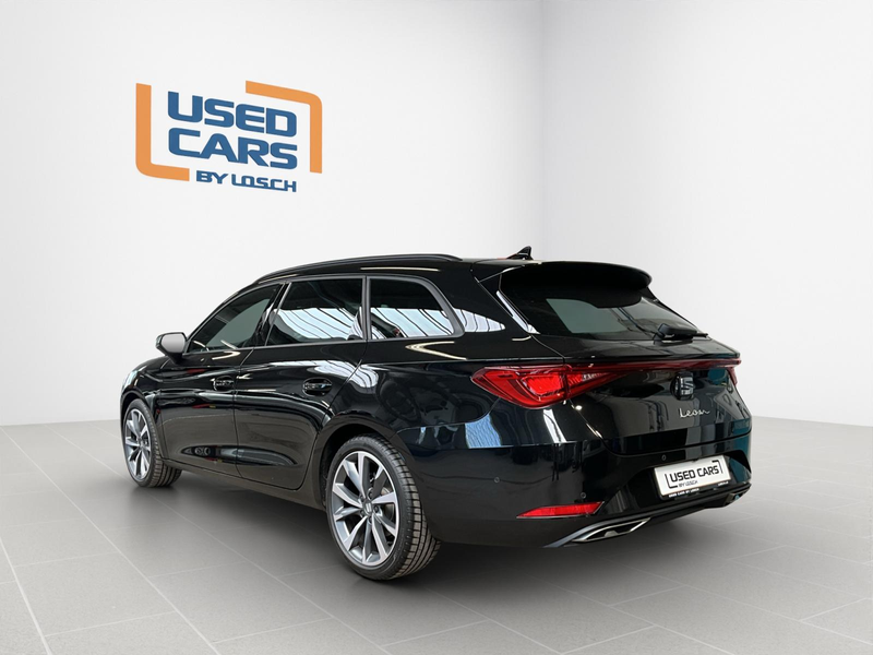 SEAT Leon ST+FR+DSG+Matrix-LED+Pano+P.Vision+AHK — photo 6