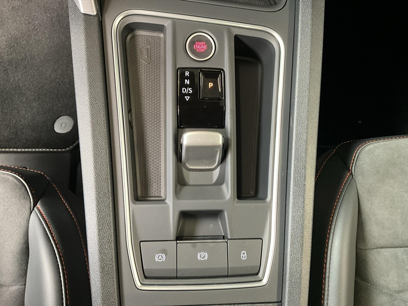 SEAT Leon ST+FR+DSG+Matrix-LED+Pano+P.Vision+AHK — photo 12