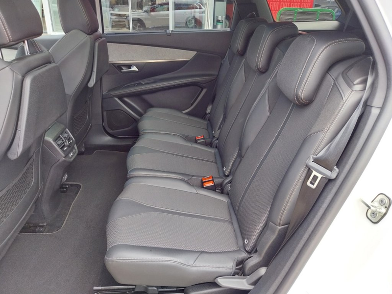Peugeot 5008 GT PT130 — photo 21
