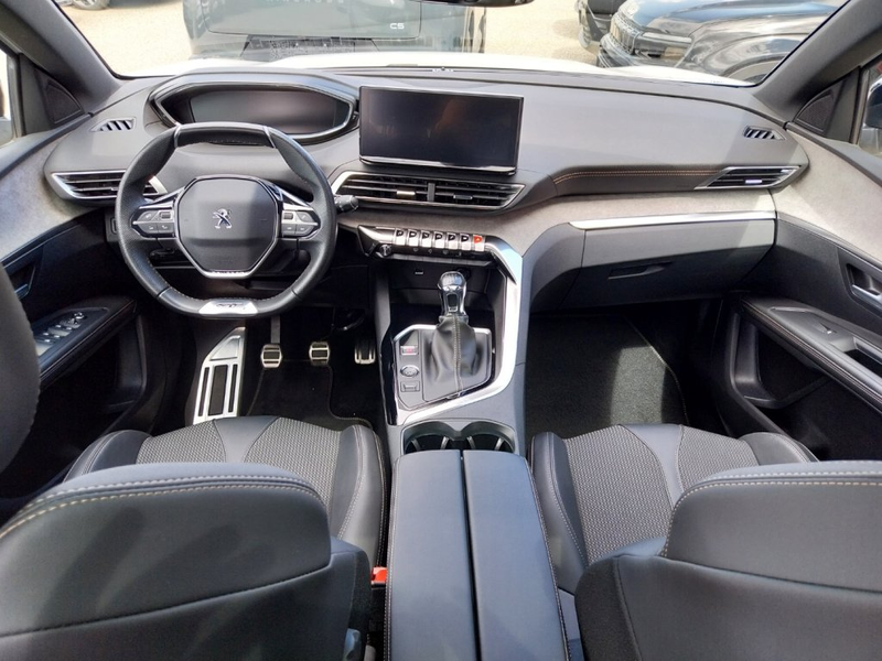 Peugeot 5008 GT PT130 — photo 8