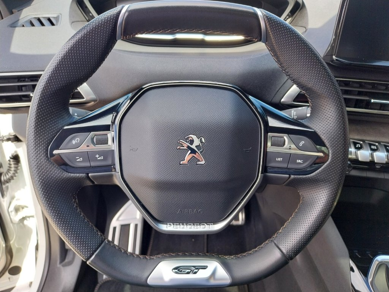 Peugeot 5008 GT PT130 — photo 10