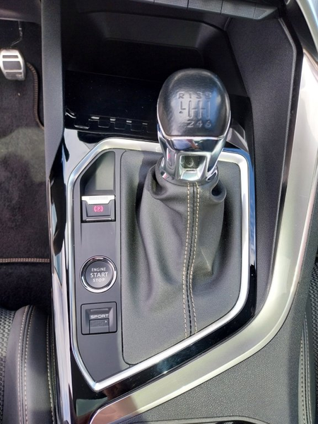 Peugeot 5008 GT PT130 — photo 18