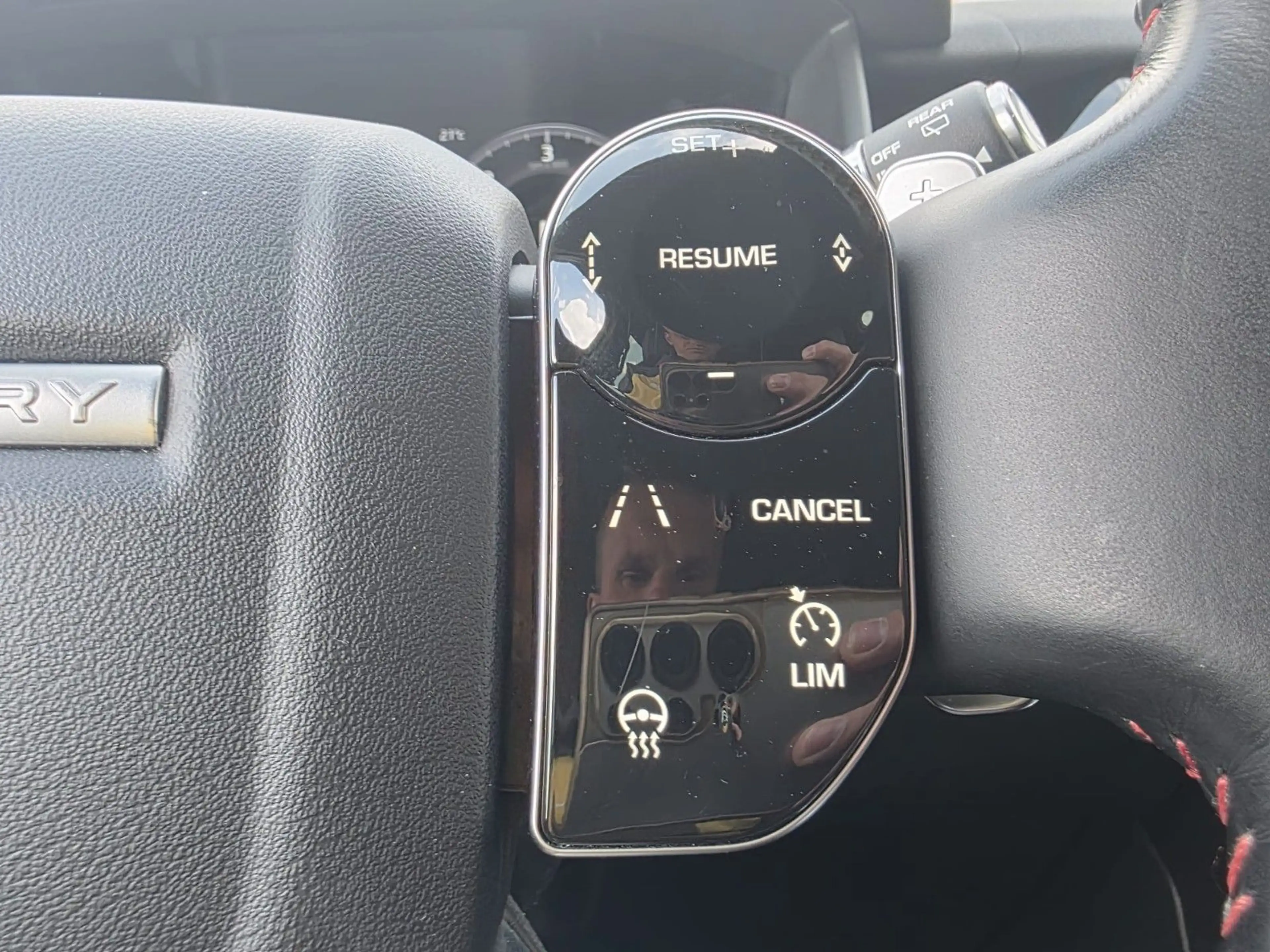 Land Rover Discovery 5 HSE SD4 -Leder/Gepflegt/Allwetter- — photo 21