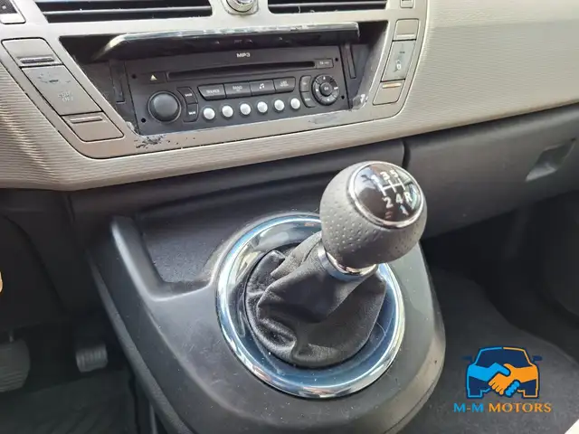 Citroen C4 Picasso view 13