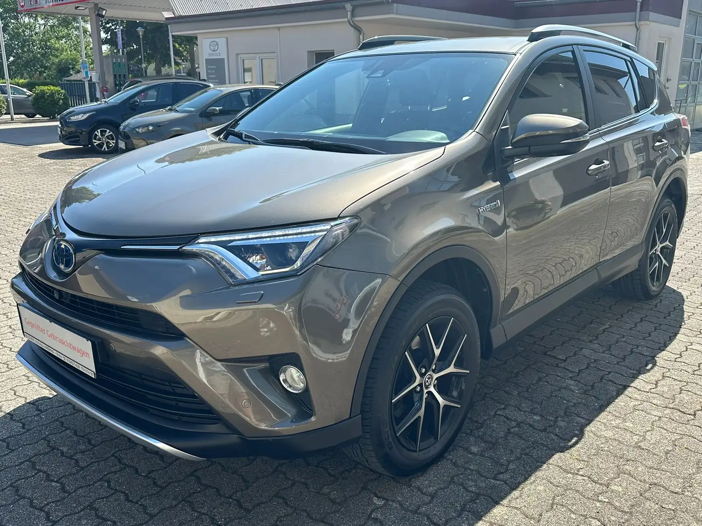 Toyota RAV 4 Hybrid Style Selection, AHK abnehmbar Bronze - 1