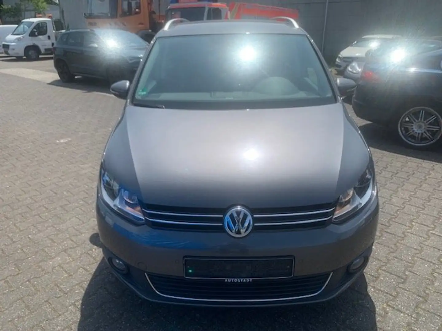 Volkswagen Touran Life BMT Comfortline Gris - 2