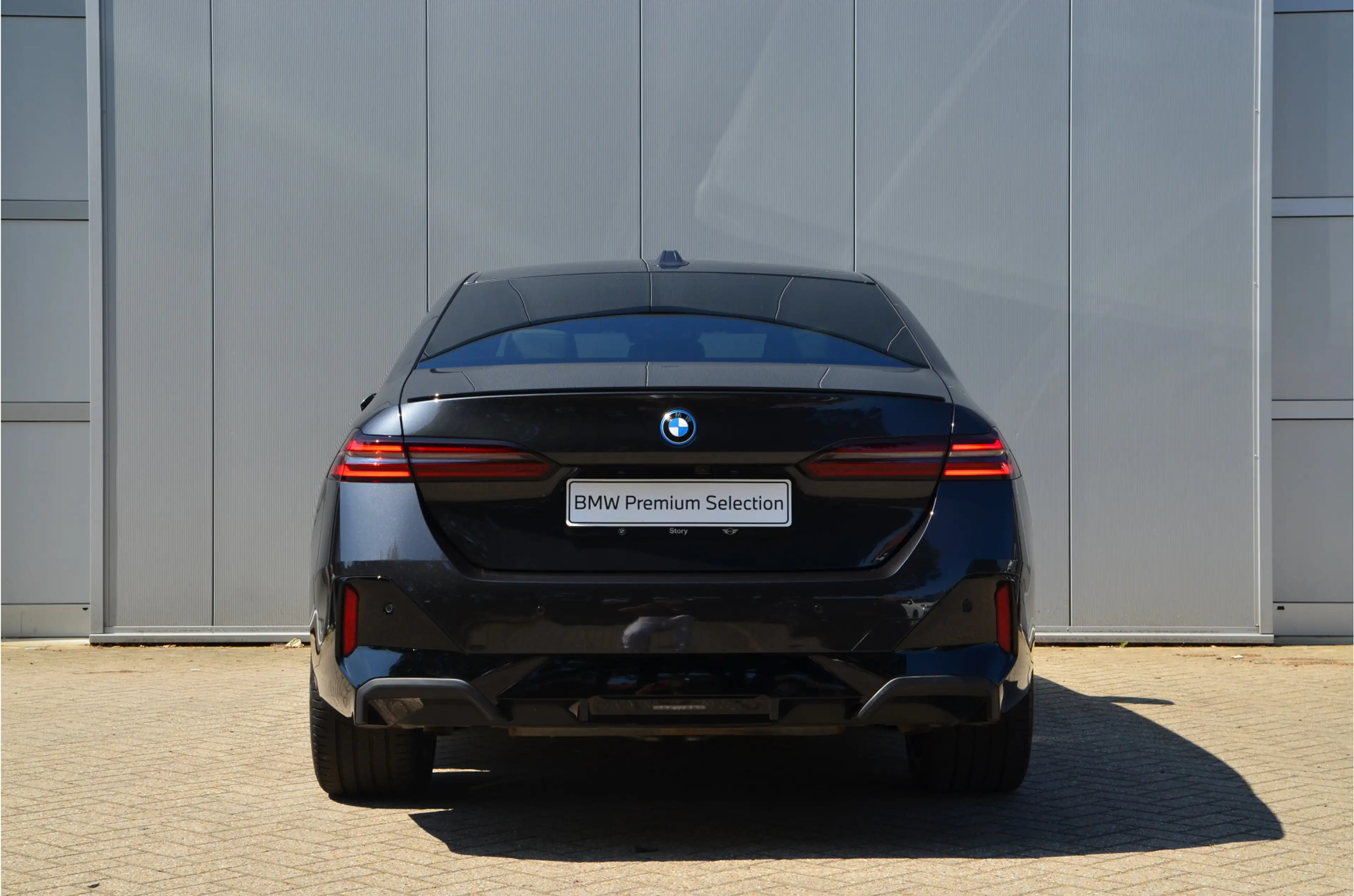 BMW 550 5 Serie 550e xDrive M Sport Automaat / Trekhaak / — photo 5