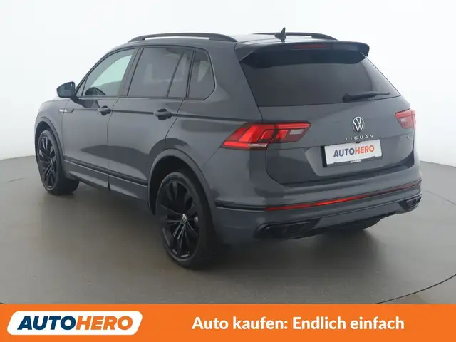 Volkswagen Tiguan view 4
