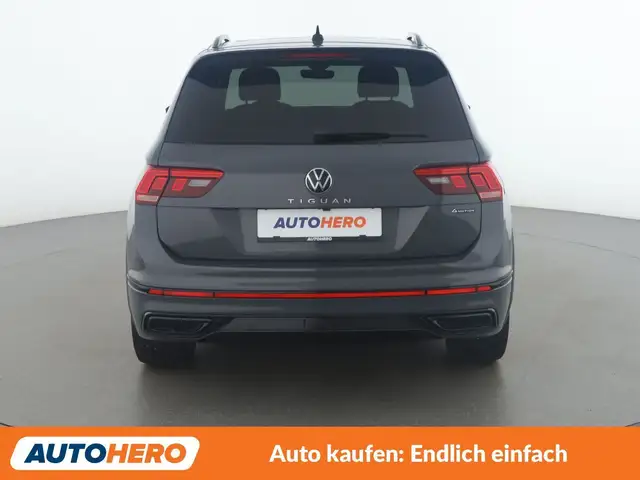 Volkswagen Tiguan view 5