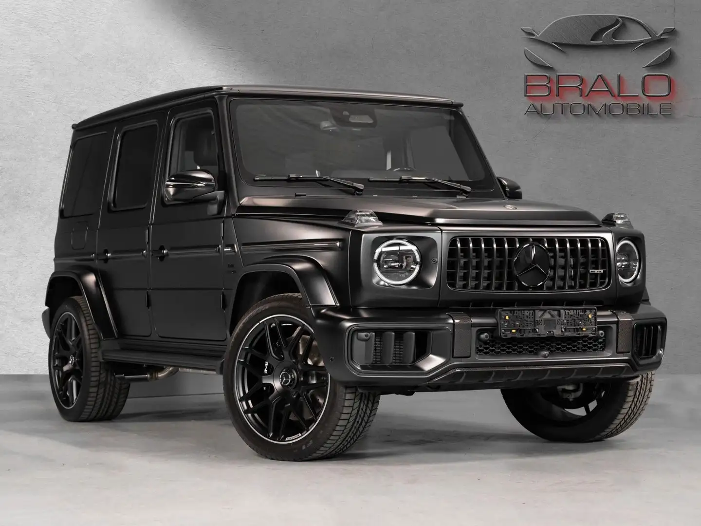Mercedes-Benz G 63 AMG "A22+Carbon Aussen+Carbon+Prod.2025" Zwart - 2