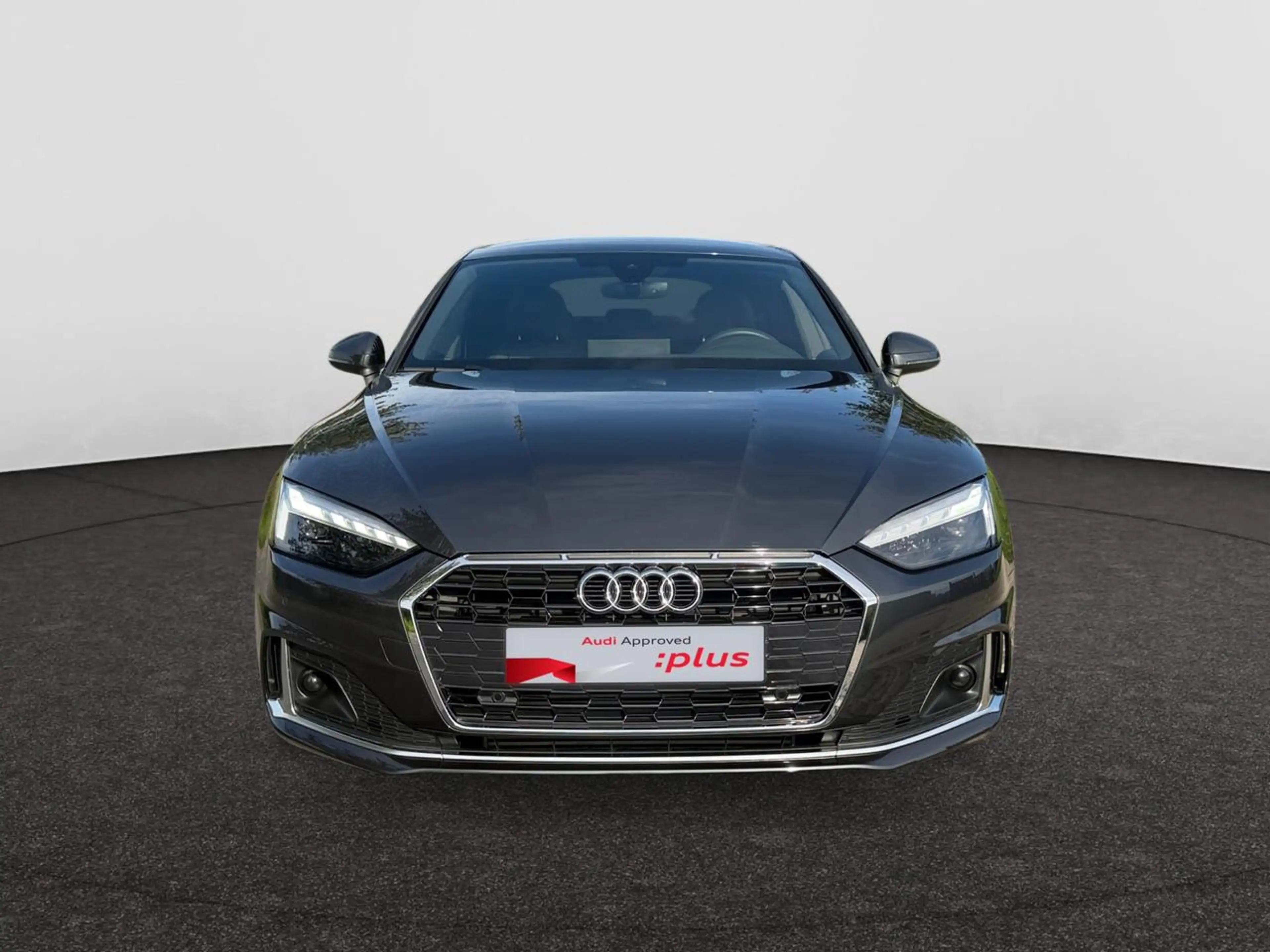 Audi A5 35 TFSI Business Edition Advanced  Automaat 110 Kw ( 150 Pk ) /// Sportzetels /// Leder /// Camera achter — photo 2