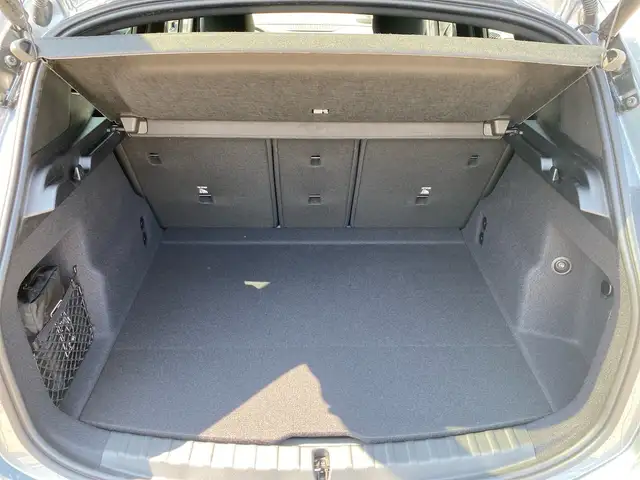 BMW 2 Series view 12