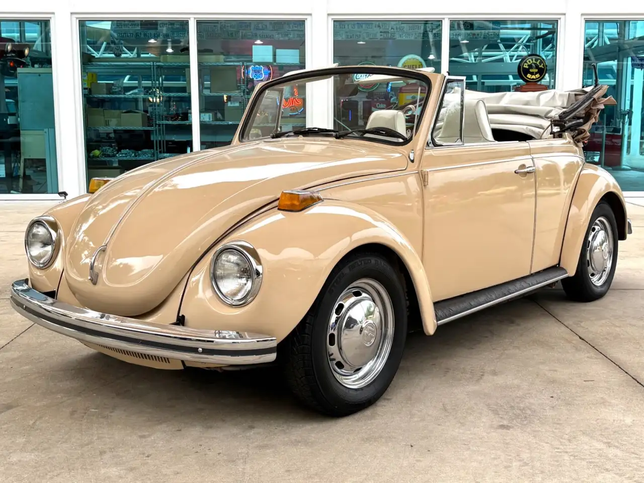 Volkswagen Beetle Cabriolet, foto 1