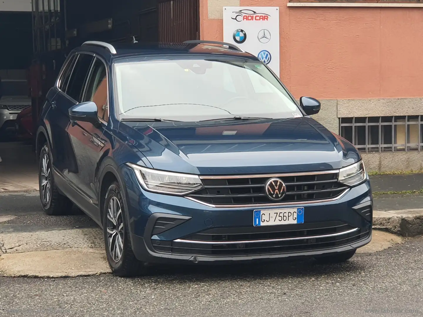 Volkswagen Tiguan 2.0 TDI 150CV SCR DSG Life Blau - 1