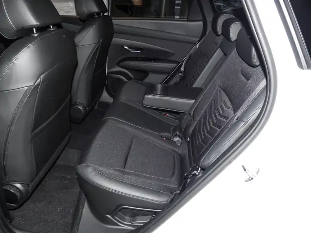 Hyundai Tucson view 13