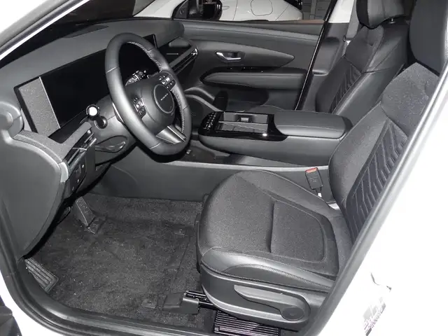Hyundai Tucson view 11