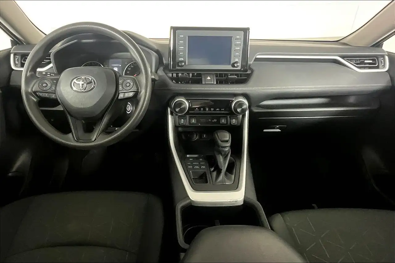 Toyota RAV 4 снимка Toyota RAV 4
