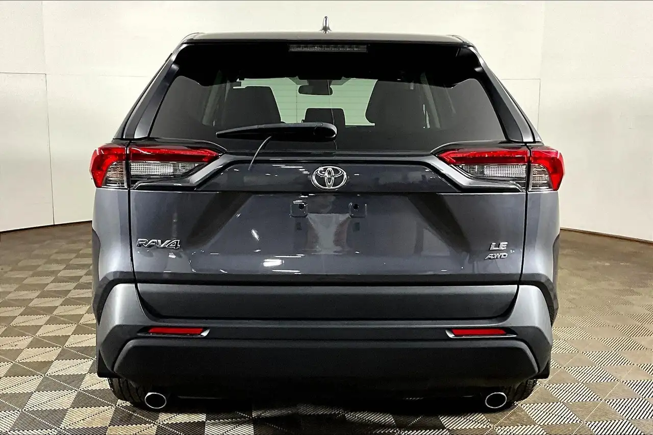 Toyota RAV 4 снимка Toyota RAV 4