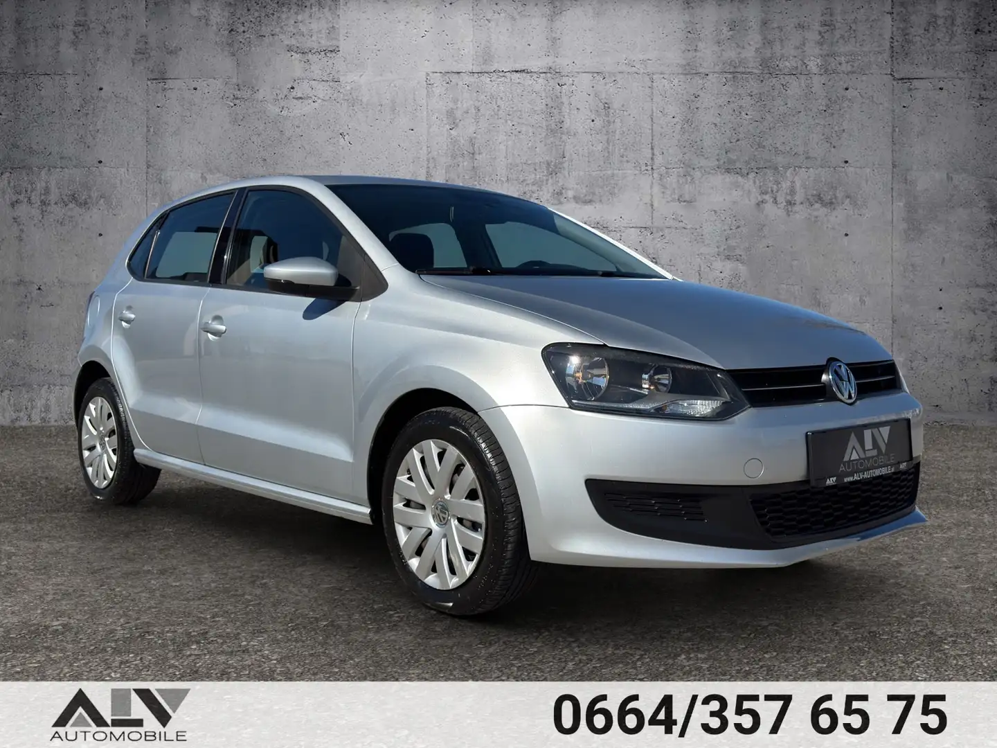 Volkswagen Polo Comfortline 1,6 TDI DPF Silber - 1
