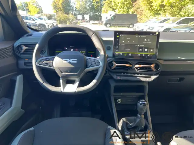 Dacia Duster view 15