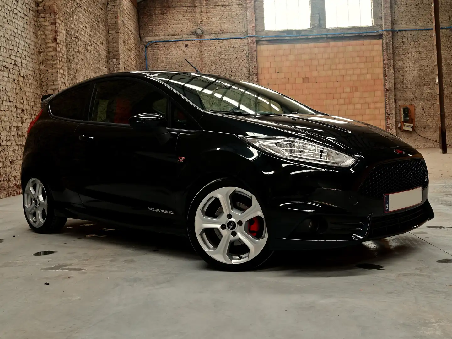 Ford Fiesta Fiesta 1.6 EcoBoost ST Zwart - 2