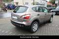Nissan Qashqai 1.6 Visia*TEMPOMAT*PDC*1:HAND*TÜV NEU* Šedá - thumbnail 4