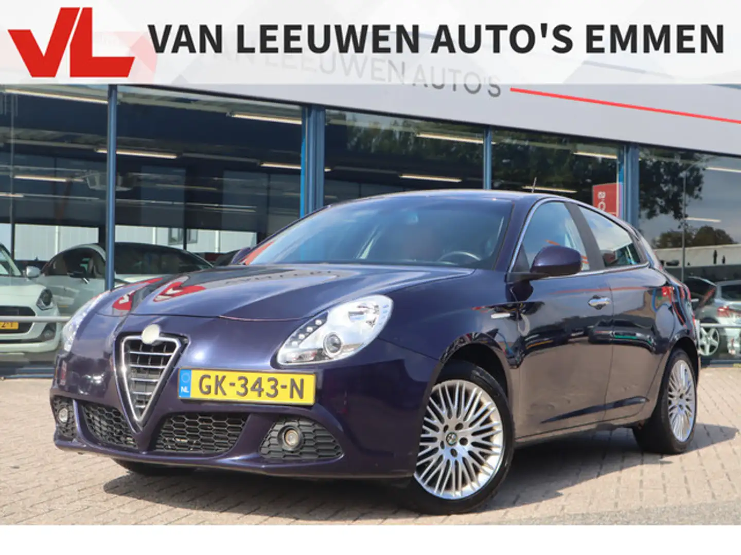 Alfa Romeo Giulietta 1.6 JTDm Distinctive | Leder | Cruise | Clima Blauw - 1