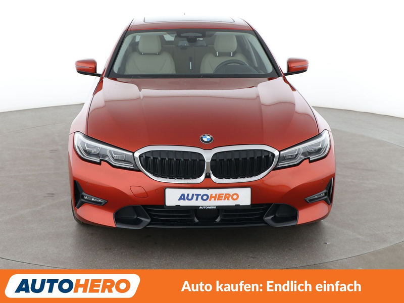 BMW 330 i Sport Line Aut.*NAVI*360*ACC* — photo 9