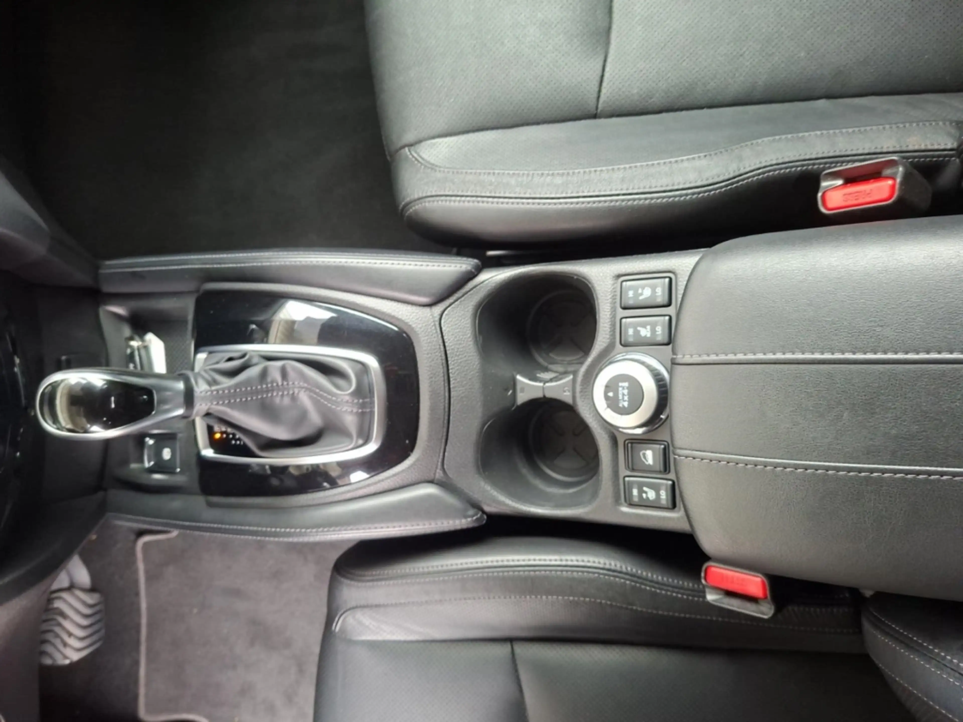 Nissan X-Trail Tekna 2.0 dCi 4x4 X-Tronic °LED°Navi°SHZ° — photo 16