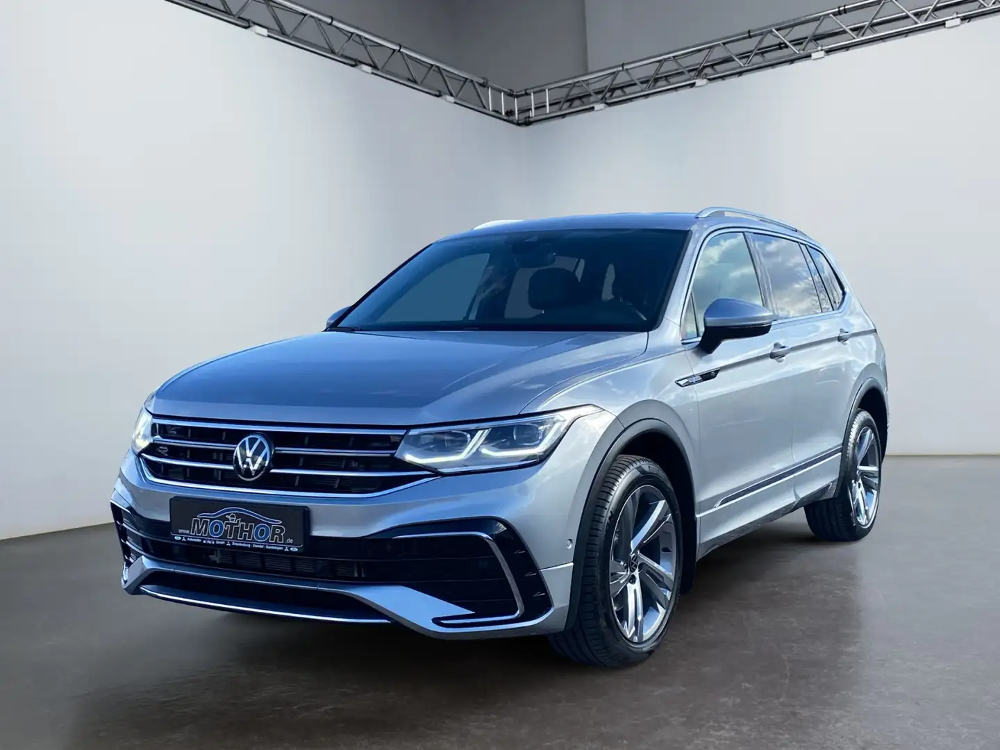 Volkswagen Tiguan Allspace R-Line 2.0 TDI 4Mo. ACC KAM SHZ Silber - 2