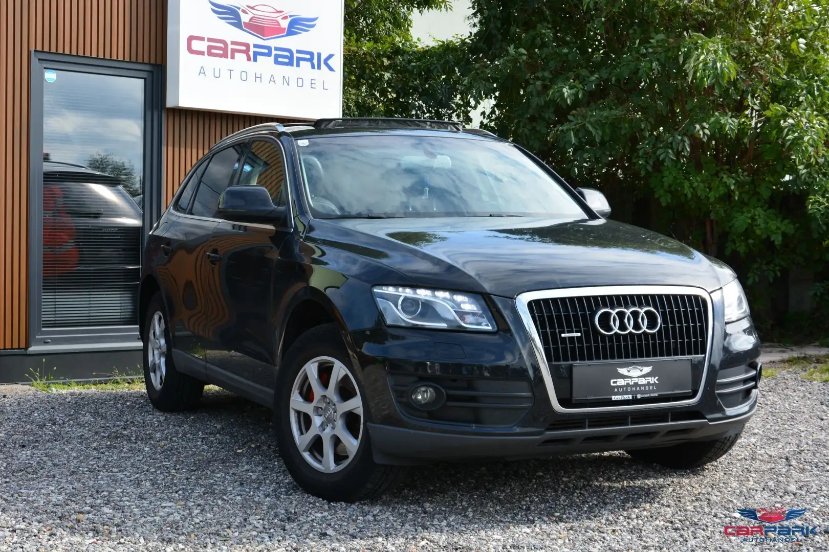 Audi Q5 3,0 TDI quattro DPF S-tronic Schwarz - 1