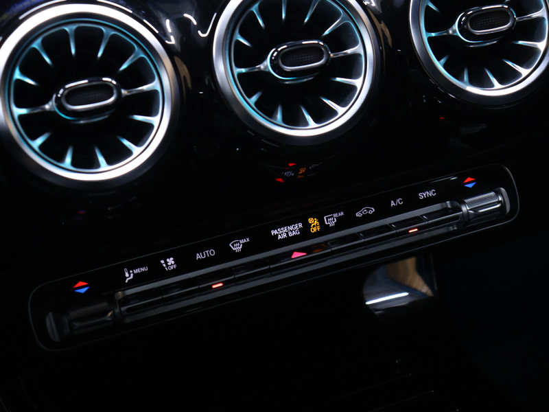 Mercedes-Benz CLA 180 Business Solution Luxury [SFEERVERLICHTING, APPLE — photo 20