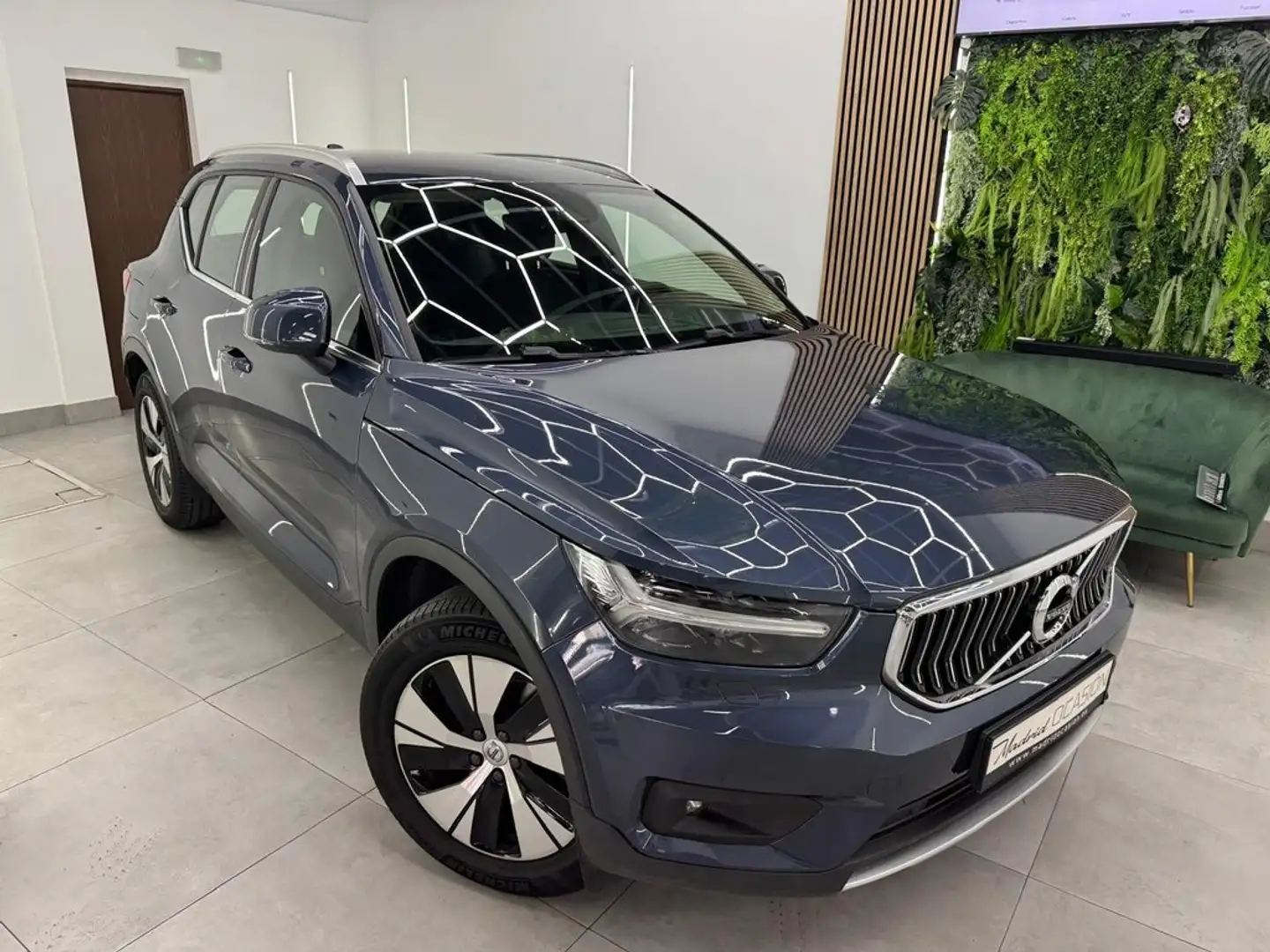 Volvo XC40 T4 Recharge Inscription Aut. Azul - 2