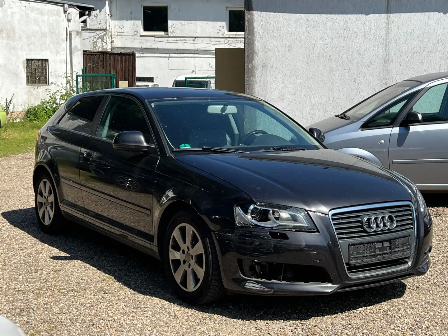 Audi A3 1.8 TFSI Ambition*ALCANTARA*XENON*PDC*SITZHZ* Grau - 2