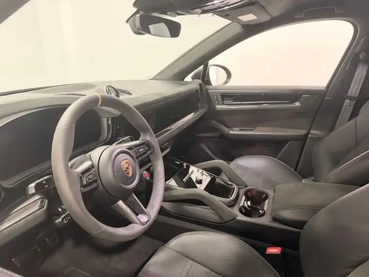 Porsche Cayenne 2024, foto 17