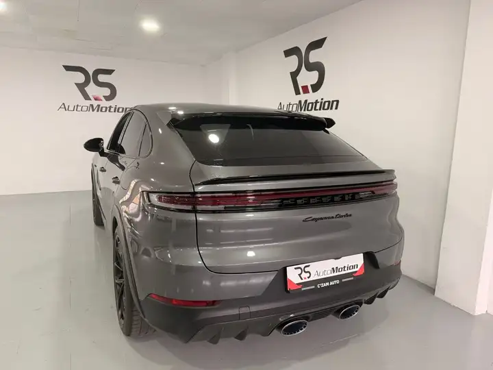 Porsche Cayenne 2024, foto 14