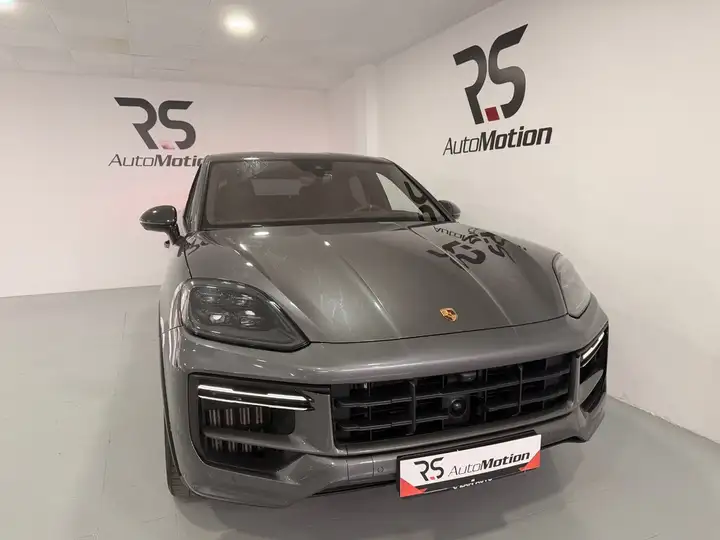 Porsche Cayenne 2024, foto 25