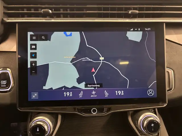 Lynk & Co 01 view 6
